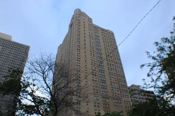 5000 S East End Avenue #24A, Chicago, IL 60615