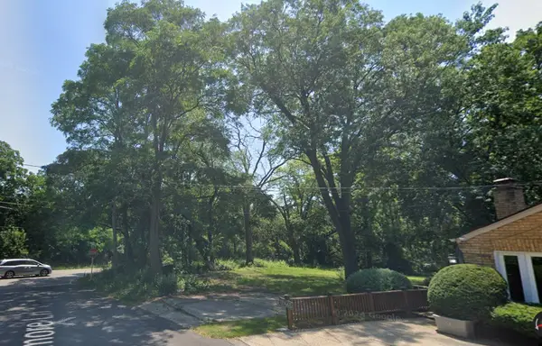 26642 N Il Route 83, Mundelein, IL 60060