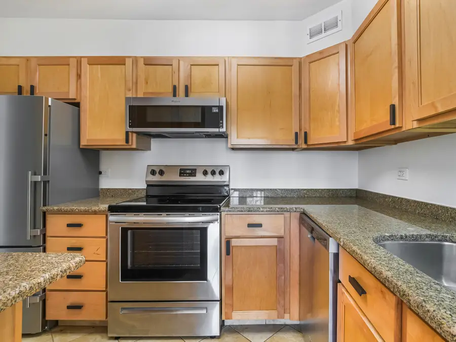 100 E Walton Street #26A, Chicago, IL 60611 - Image #2