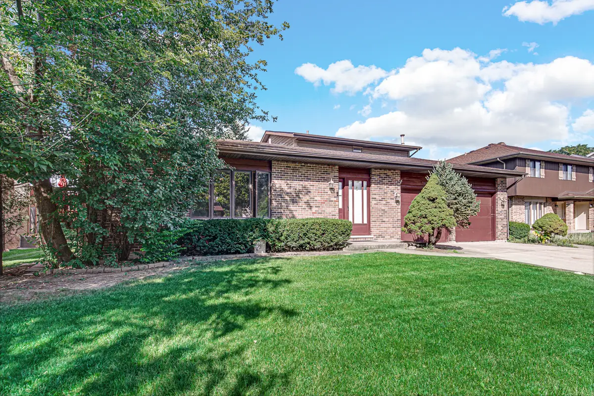 316 Morningside Drive #A, Bloomingdale, IL 60108 - Image #1