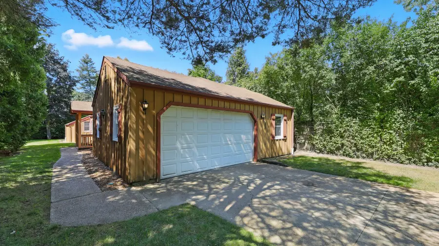 1022 Estes Avenue, Lake Forest, IL 60045 - Image #2