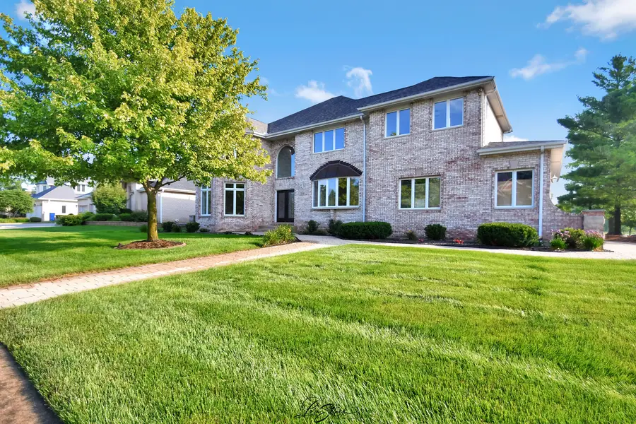 12118 Sarkis Drive, Mokena, IL 60448 - Image #2