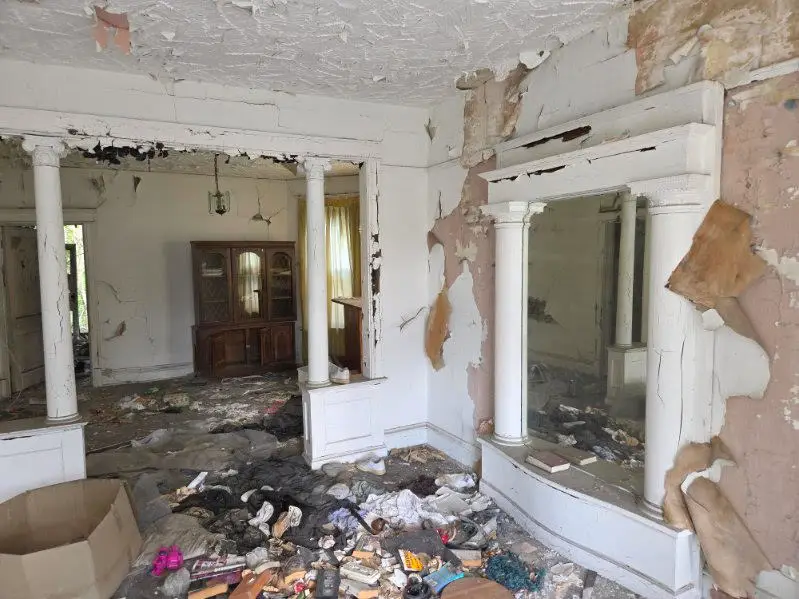 7137 S Carpenter Street, Chicago, IL 60621 - Image #2