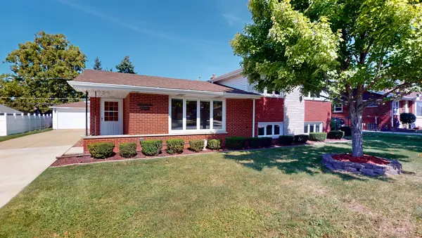 6442 W 88th Street, Oak Lawn, IL 60453