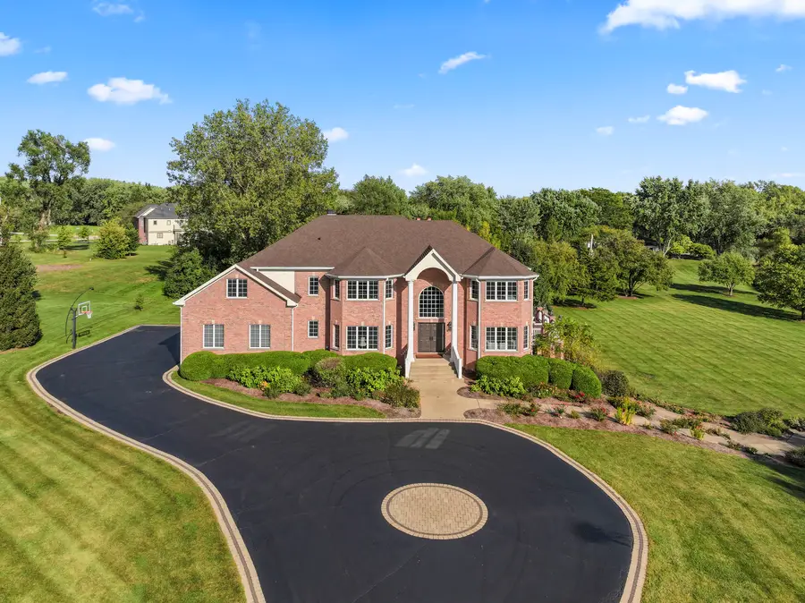 121 Florence Avenue, Inverness, IL 60010 - Image #2