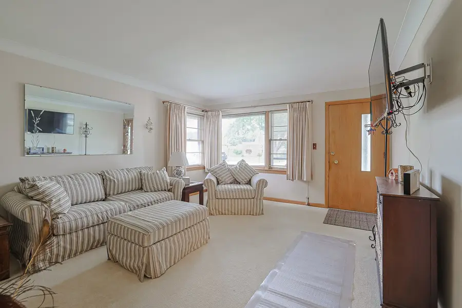 1413 Highridge Parkway, Westchester, IL 60154 - Image #3