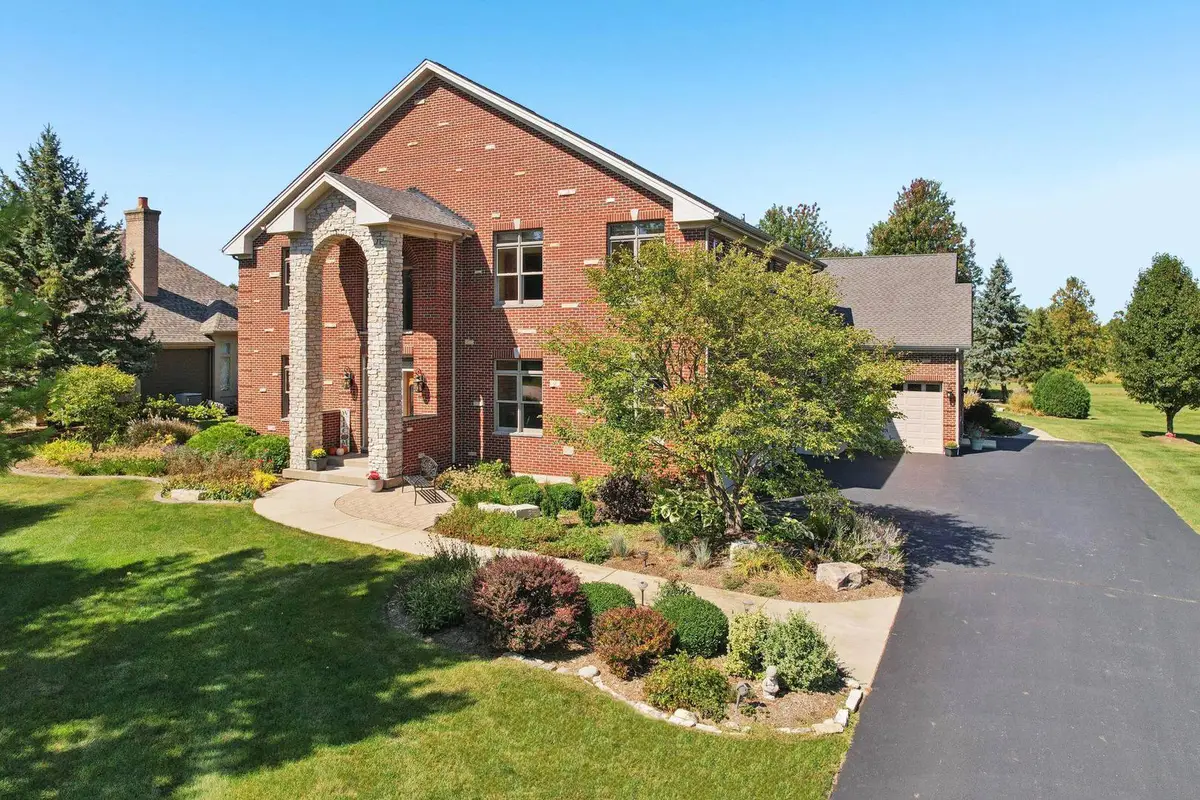 9804 Palmer Drive, Lakewood, IL 60014 - Image #1