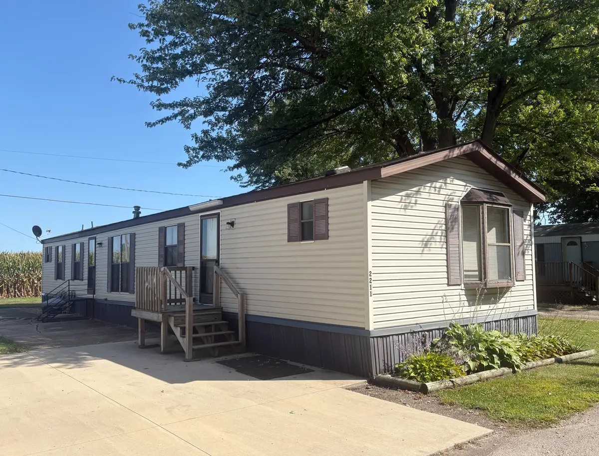 2211 Crestview Drive, Princeton, IL 61356 - Image #1