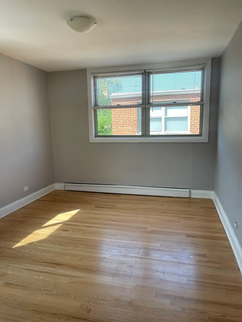 2243 W Farwell Avenue #3D, Chicago, IL 60645 - Image #2