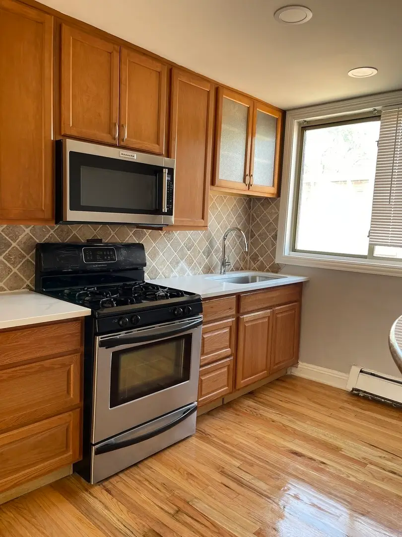 2243 W Farwell Avenue #3D, Chicago, IL 60645 - Image #3