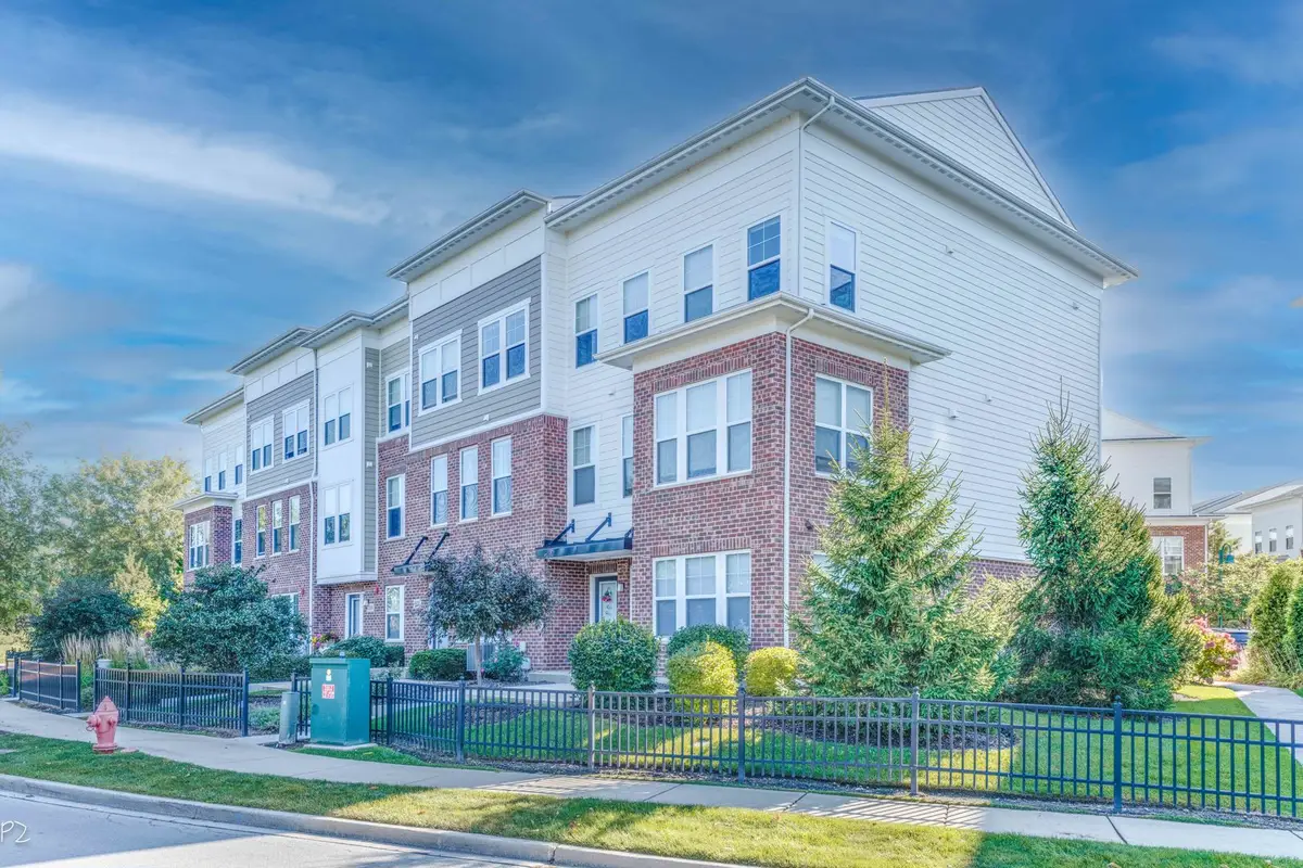 3573 Mulligan Drive, Woodridge, IL 60517 - Image #1