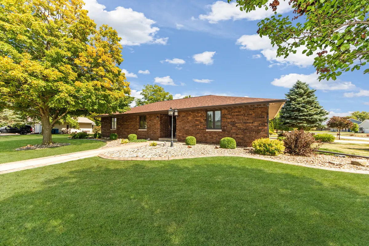 728 Claire Street, Minonk, IL 61760 - Image #1