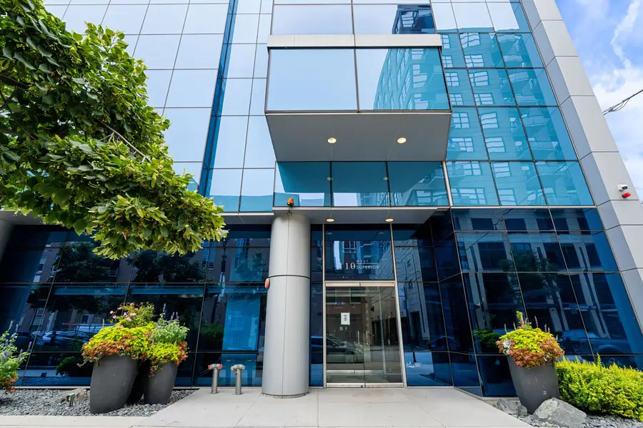 110 W Superior Street #2503, Chicago, IL 60654 - Image #2