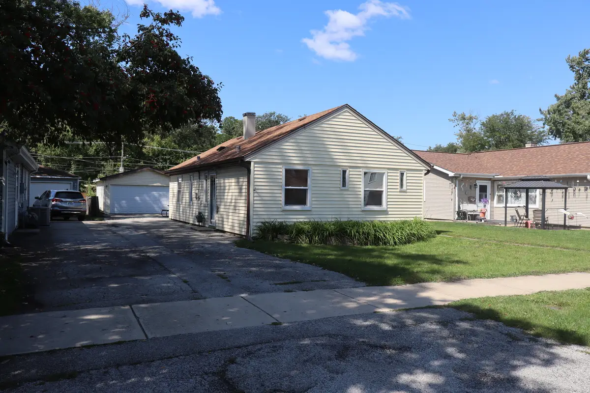 14832 Kenneth Avenue, Midlothian, IL 60445 - #1
