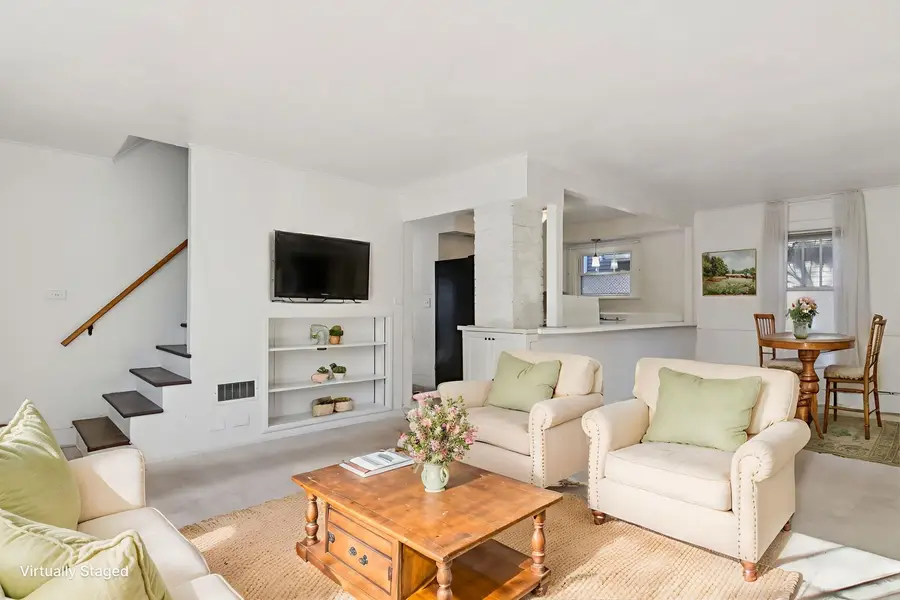 390 N Garfield Boulevard, Grayslake, IL 60030 - Image #3