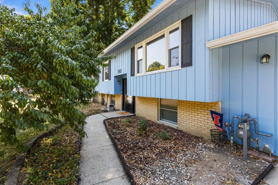 1801 Crescent Drive, Champaign, IL 61821 - Image #3