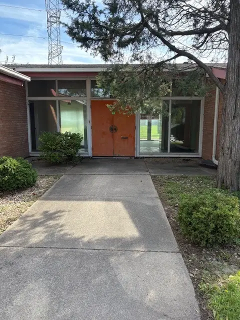 3363 S Manor Drive, Lansing, IL 60438 - Image #2