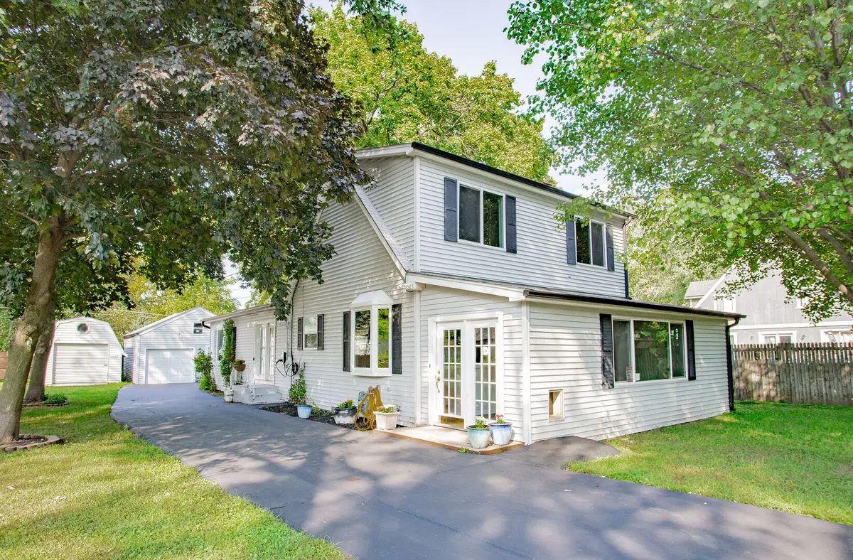 25076 W Edgar Avenue, Antioch, IL 60002 - Image #1