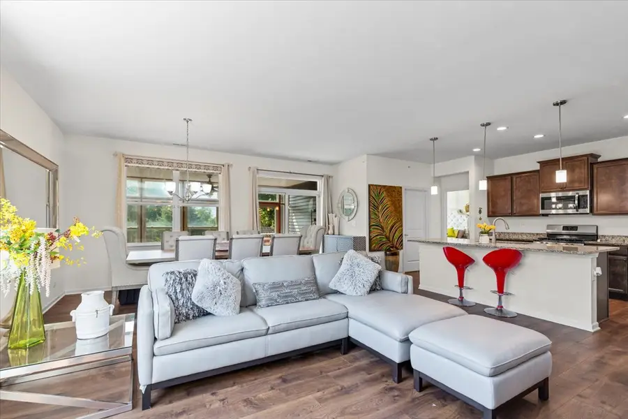 6359 Doral Drive, Gurnee, IL 60031 - Image #3