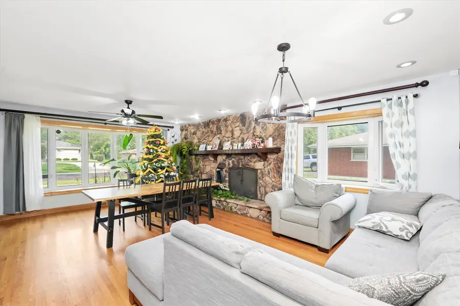 8931 S 83rd Court, Hickory Hills, IL 60457 - Image #3