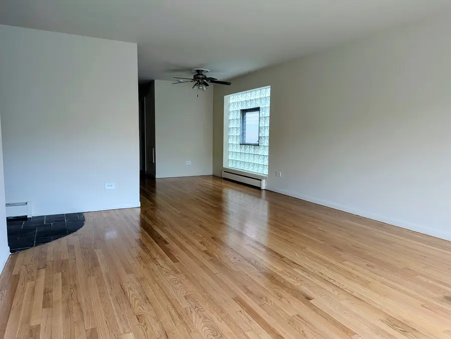 9011 Bronx Avenue, Skokie, IL 60077 - Image #2