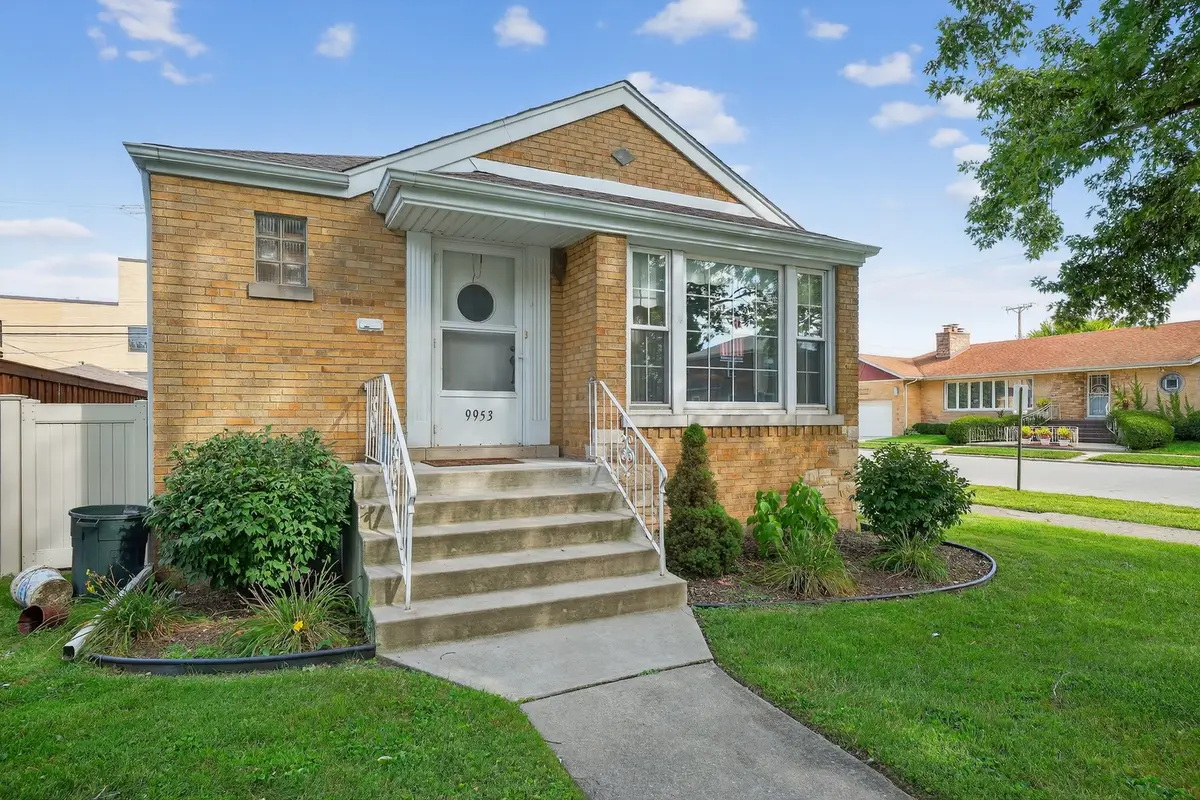 9953 S Sawyer Avenue, Evergreen Park, IL 60805 - Image #1