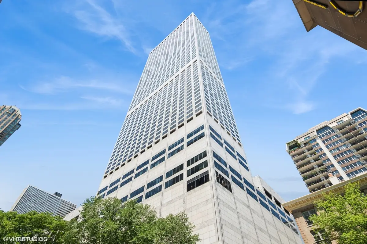 180 E Pearson Street #4407, Chicago, IL 60611 - Image #1