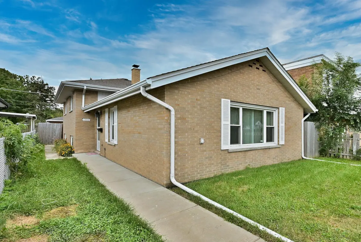 1511 14th Street, North Chicago, IL 60064 - Image #1
