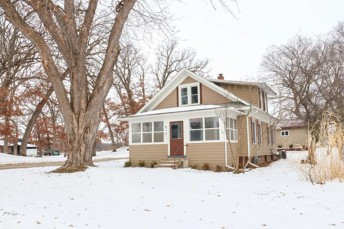814 W Park Street, Morrison, IL 61270 - Image #1
