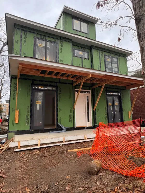 414 Laurel Avenue, Wilmette, IL 60091