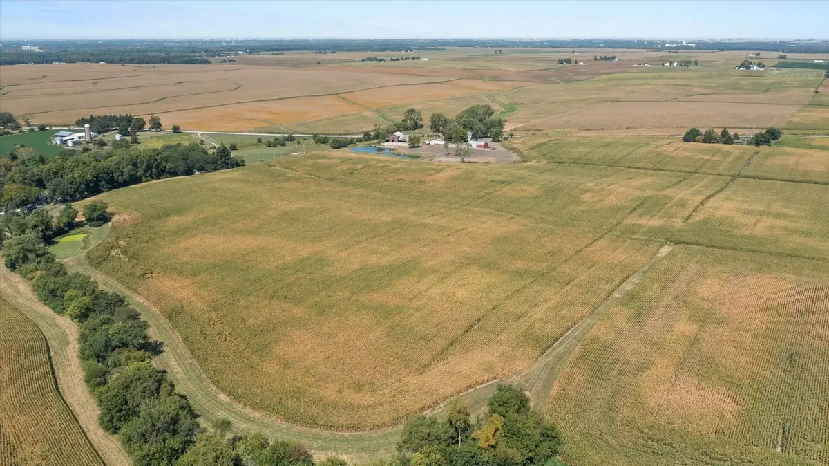 956 2401st Road, Ottawa, IL 61350 - Image #1