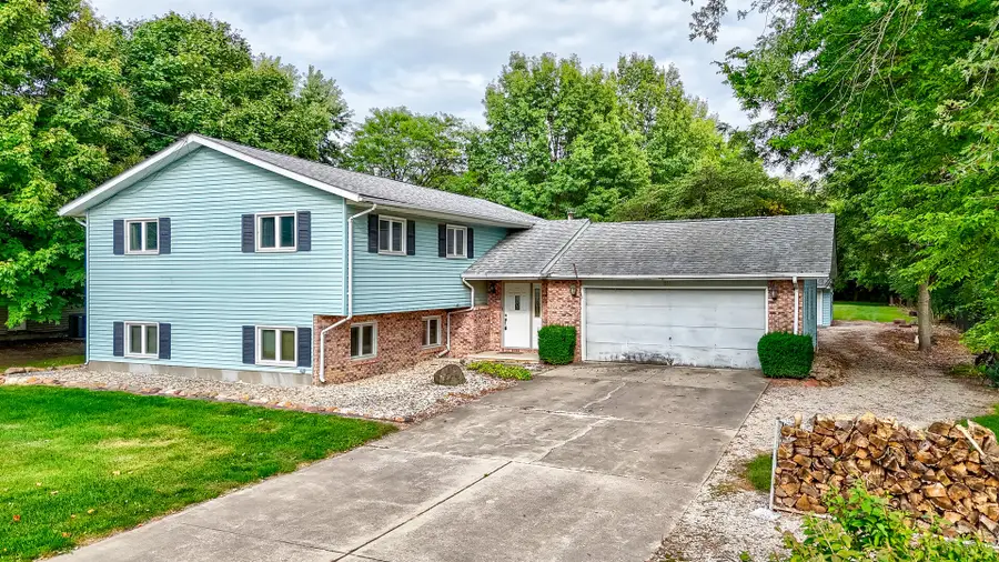 311 S Otter Creek Road, Streator, IL 61364 - Image #2