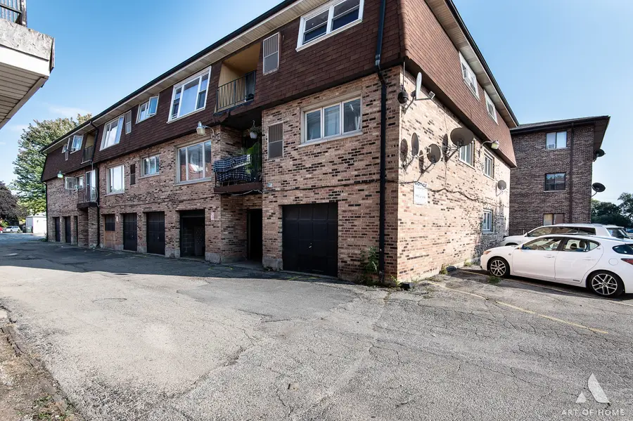 9708 Nottingham Avenue #11, Chicago Ridge, IL 60415 - Image #2