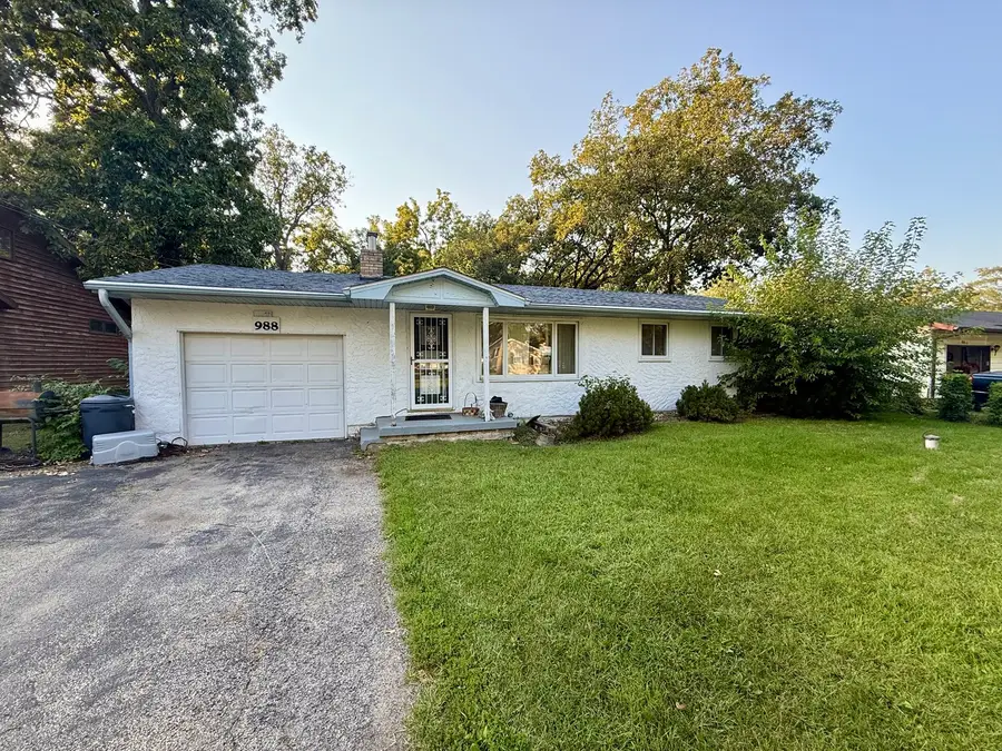 988 Spruce Lane, Saint Anne, IL 60964 - Image #2