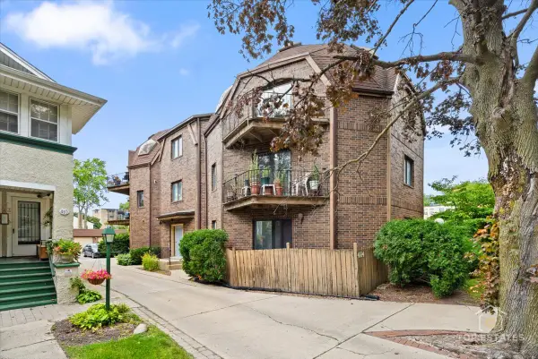 414 Franklin Avenue #3A, River Forest, IL 60305