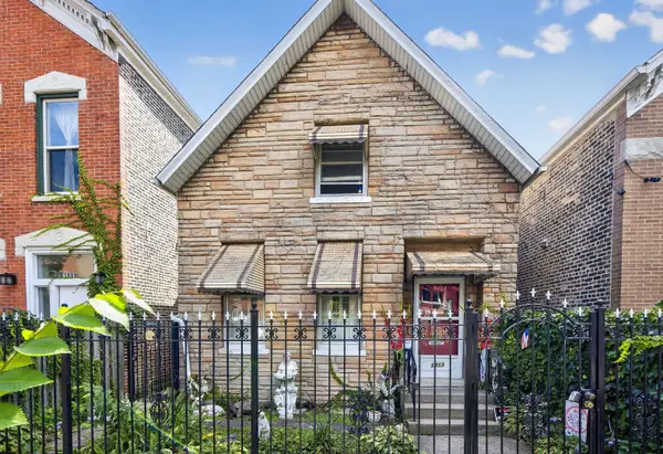 1811 W Superior Street, Chicago, IL 60622