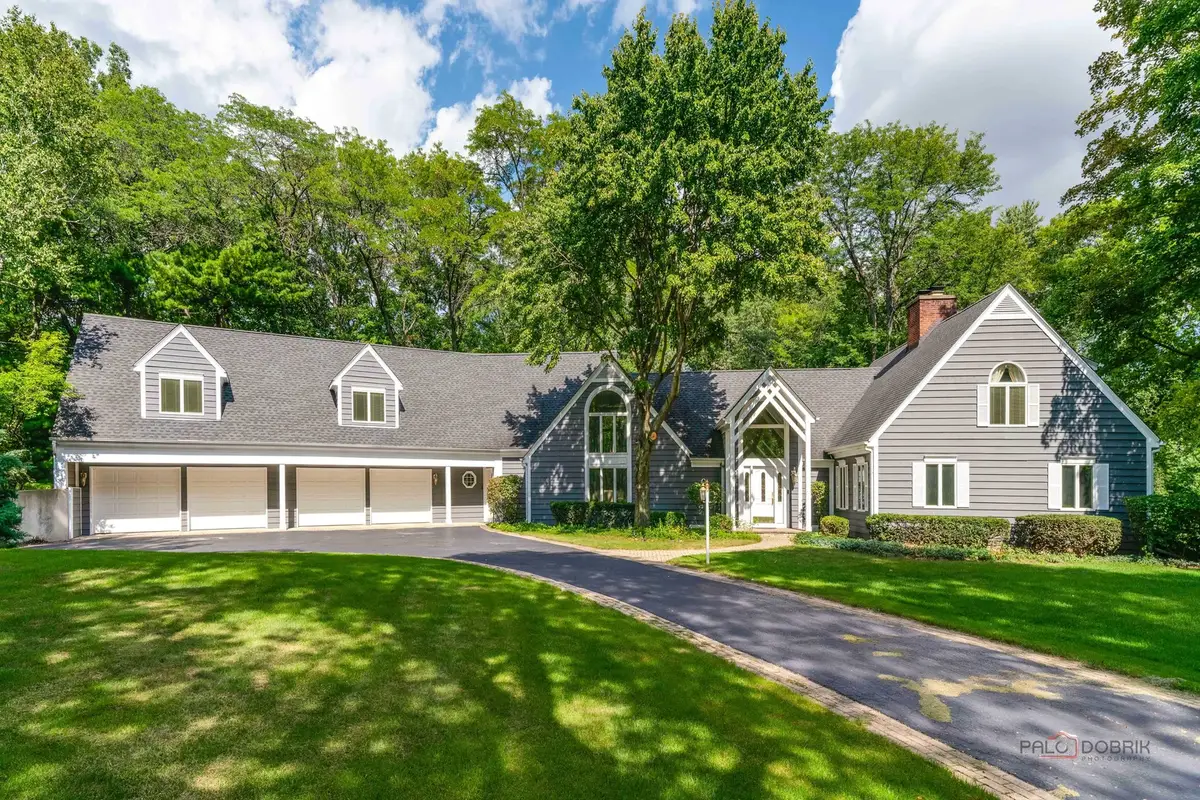 1884 Tweed Road, Inverness, IL 60067 - Image #1