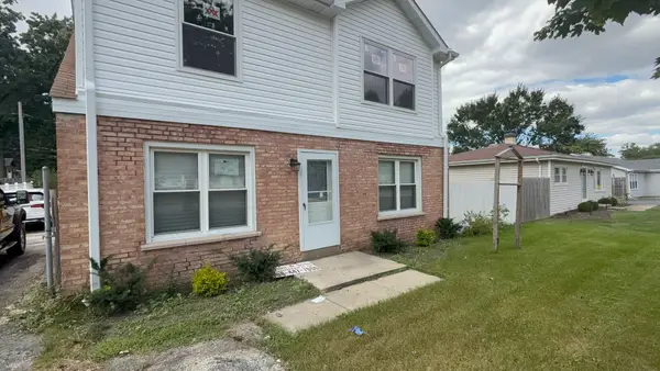 242 Highland Road, Willowbrook, IL 60527