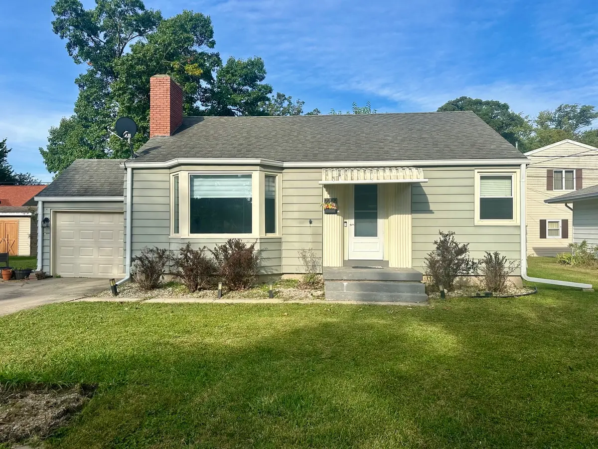 2209 Berry Avenue, Ottawa, IL 61350 - Image #1