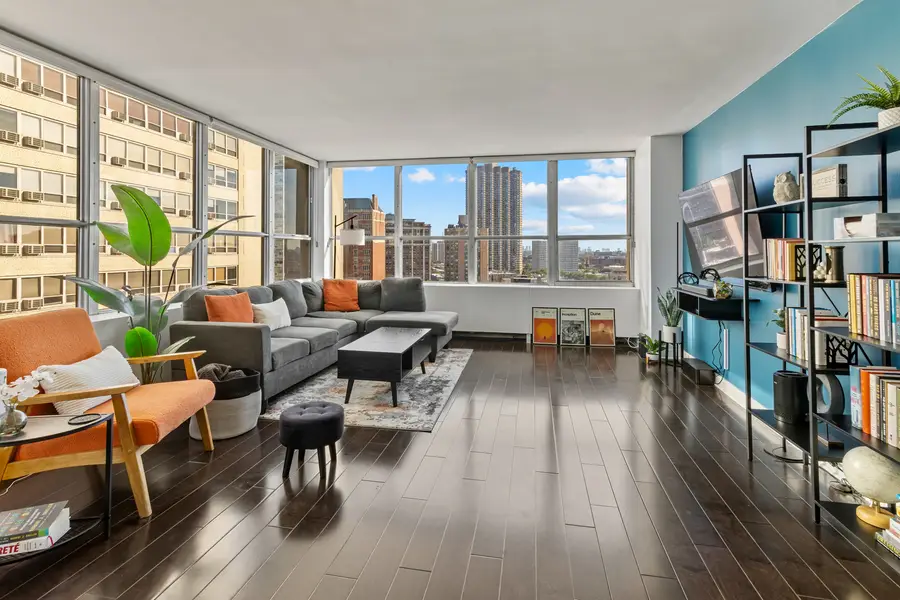 655 W Irving Park Road #1301, Chicago, IL 60613 - Image #2