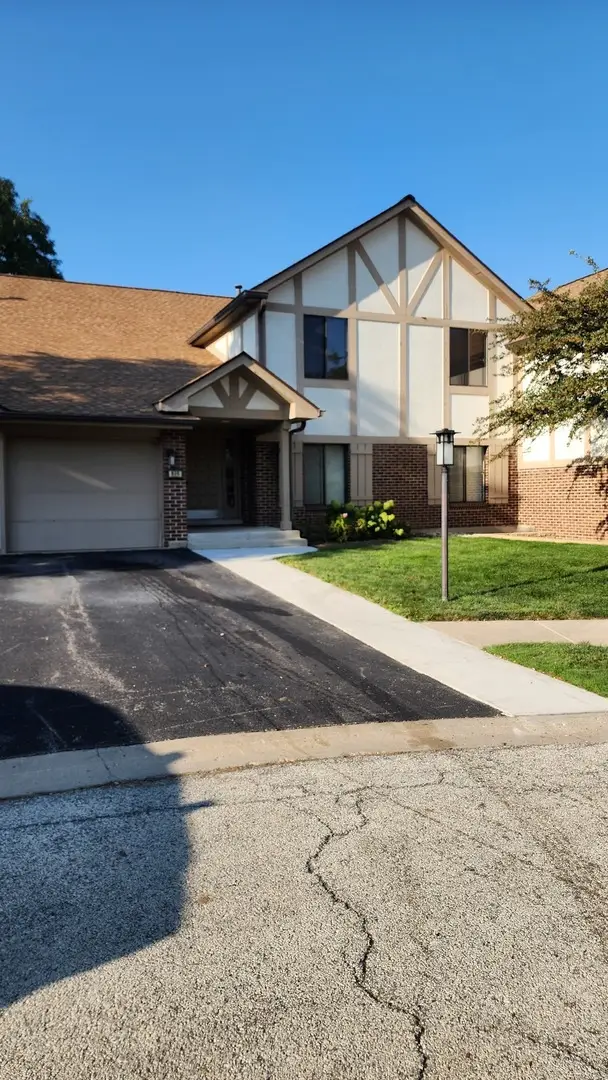 826 Thornton Court #2AL, Schaumburg, IL 60193 - Image #1