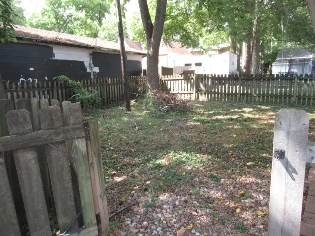 114 N Chase Street, Monticello, IL 61856 - Image #2