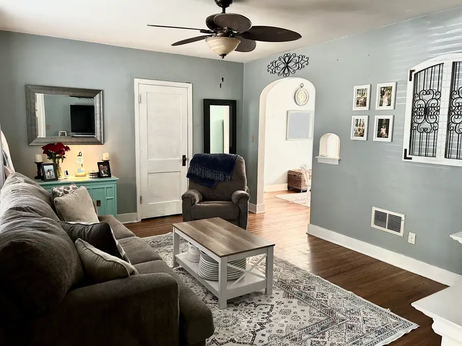 1822 Fulton Street, Peru, IL 61354 - Image #2