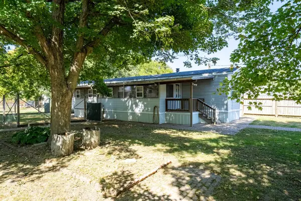 406 Park Street, Kappa, IL 61738