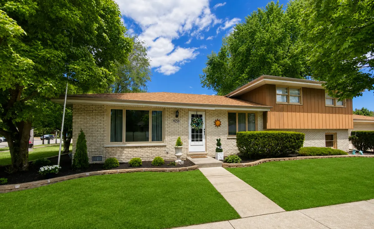 9259 Ridgeland Avenue, Oak Lawn, IL 60453 - #1