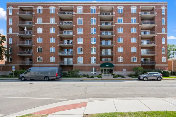 395 Graceland Avenue #207, Des Plaines, IL 60016