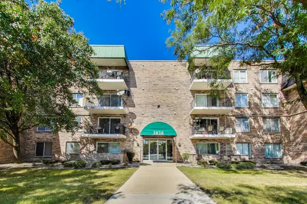 3838 W 111th Street #209, Chicago, IL 60655