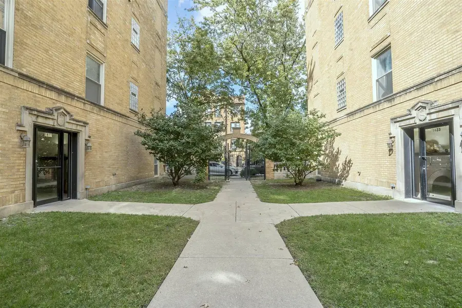 1643 W Farwell Avenue #3N, Chicago, IL 60626 - Image #2