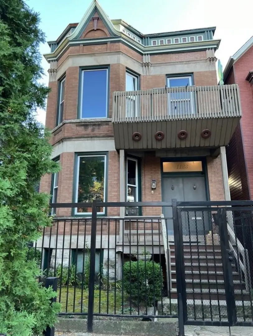 1123 W Addison Street, Chicago, IL 60613 - Image #1
