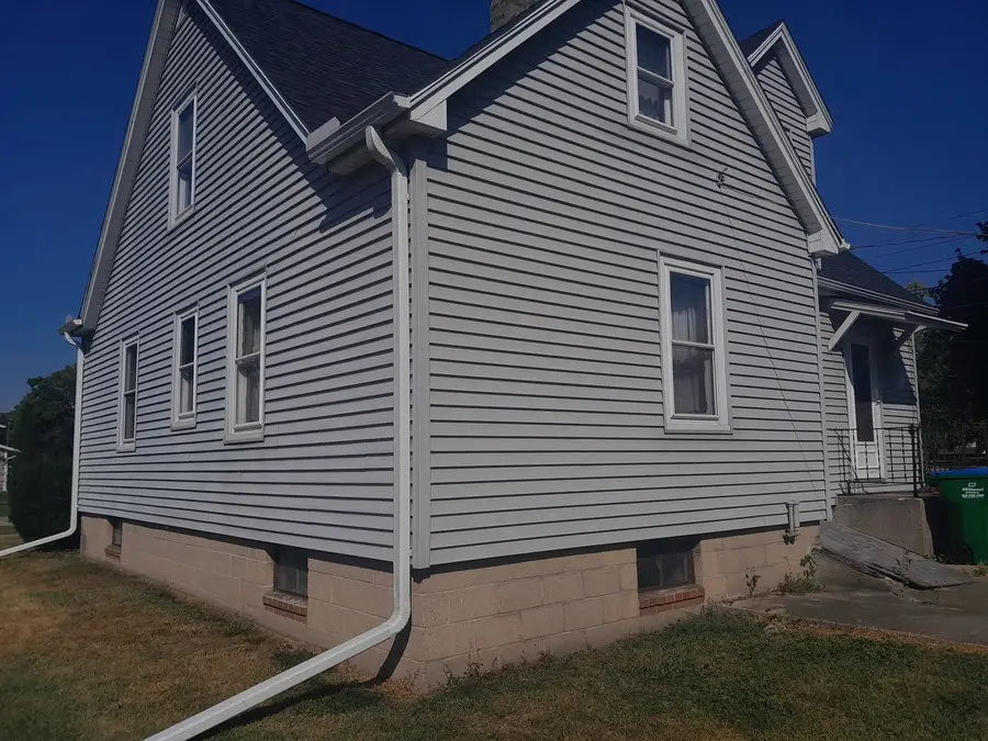 211 4th Avenue, Mendota, IL 61342 - Image #2